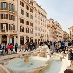 Отель Sonder Piazza Di Spagna, Рим
